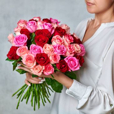 Розы от 129 рублей